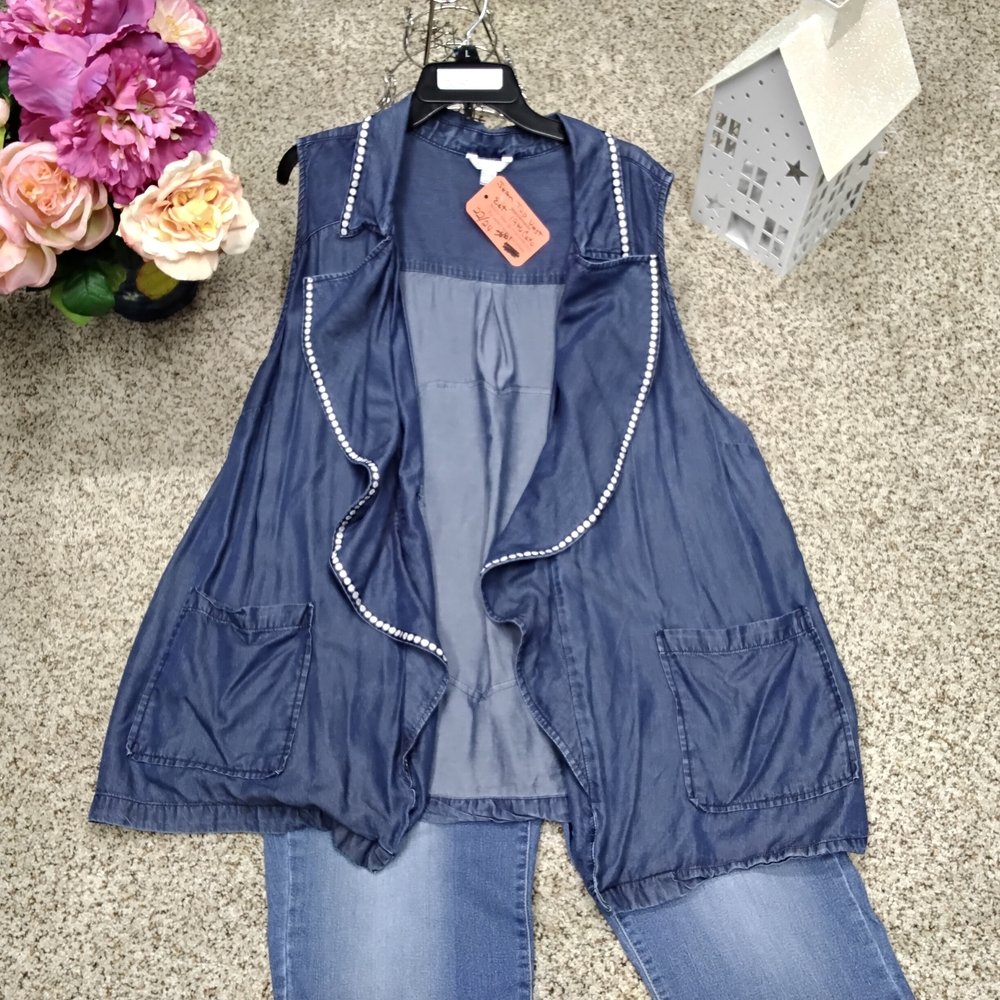 Women's Navy Blue Vest